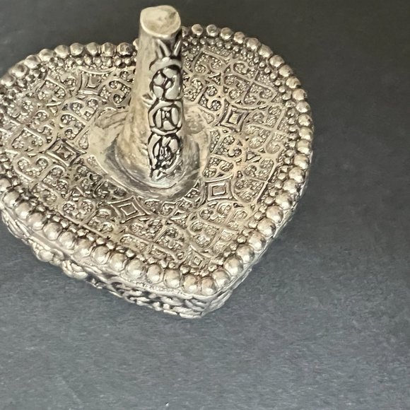 INTERNATIONAL SILVER COMPANY Vintage Heart Shaped Ring Holder EUC - Picture 3 of 8